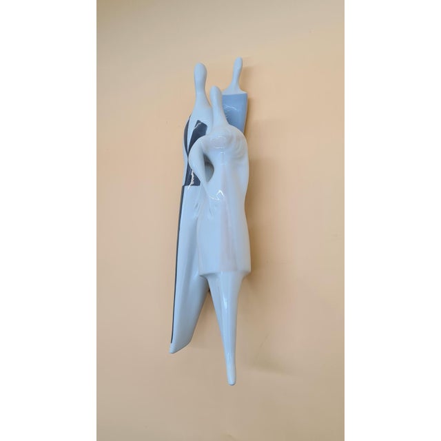 Modern Large Figurine in Porcelain, Czechoslovakia, 1950s For Sale - Image 3 of 9