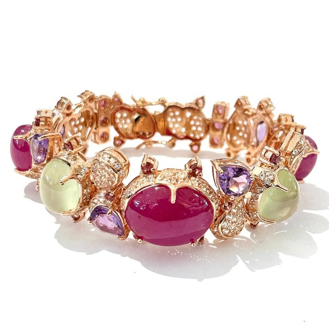Bochic "Capri" Vintage Amethyst & Multi Color Sapphires Cuff Set In 18K & Silver For Sale - Image 18 of 18