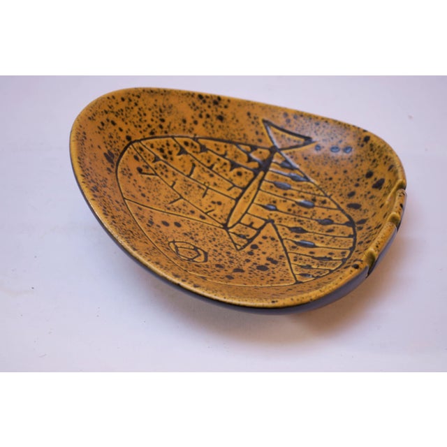This 'fish' ashtray / decorative dish is by the famed American artist / ceramicist, Marc Bellaire, who was a former...