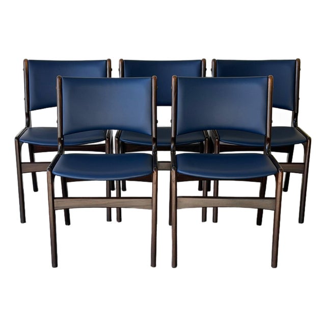 Set of 5 in Style of Johannes Andersen Danish Teak Dining Chairs – Mid Century Modern Sculptural Side Chairs For Sale