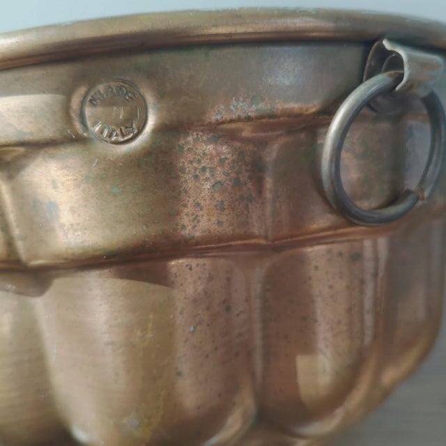 Vintage 1960s Copper Embossed Grape Cluster W/Leaves Round Jelly Mold Made in Italy Wall Decor For Sale In Houston - Image 6 of 7