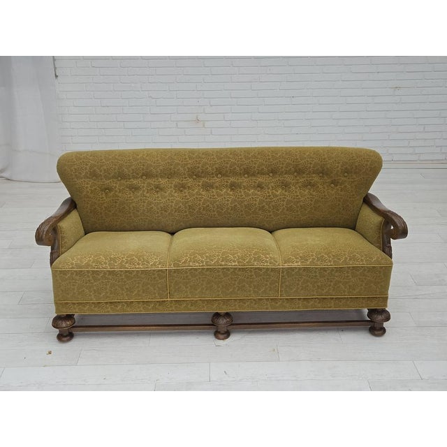 Mid-Century Modern Vintage Danish Three-Seater Sofa in Wool and Oak, 1960s For Sale - Image 3 of 18