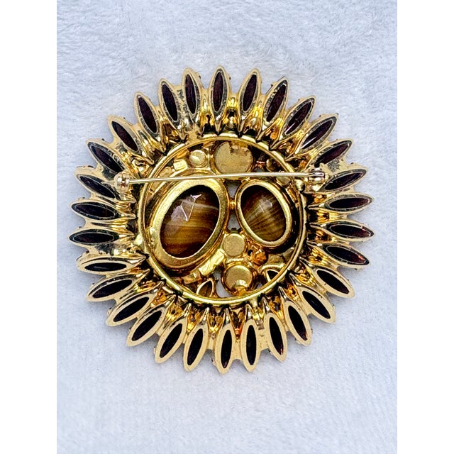 1960s 1960s Juliana D&E Sunburst Brooch & Matching Earrings • Chalk White/Topaz Book Set, 3 Pieces For Sale - Image 5 of 9