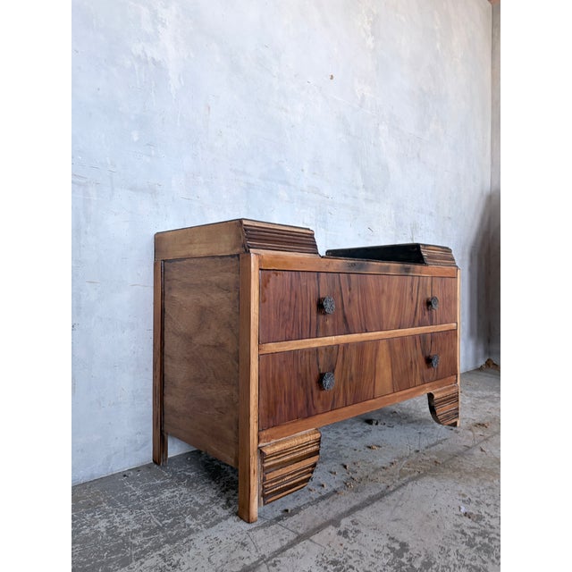 Art Deco Walnut and Oak Compact Chest of Drawers, 1950s For Sale - Image 4 of 6