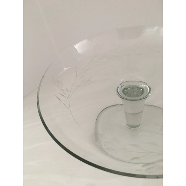 1970s Etched Crystal Cake Stand For Sale In Detroit - Image 6 of 8