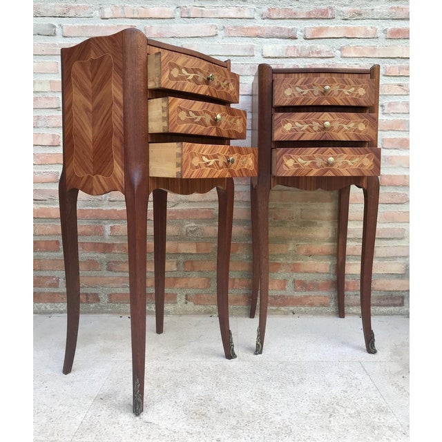 Early 20th Century French Bedside Tables in Marquetry & Bronze with Iron Details, Set of 2 For Sale - Image 10 of 15