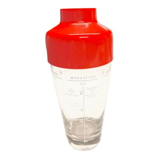 Vintage New York City Cocktail Shaker For Sale