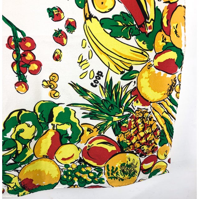 Made in Italy, this beautiful extra large silk scarf will be perfect for hanging on your wall or tying around your neck...