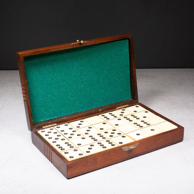 Art Deco Domino Set in Custom Monogrammed Wooden Case c.1930 For Sale - Image 4 of 9