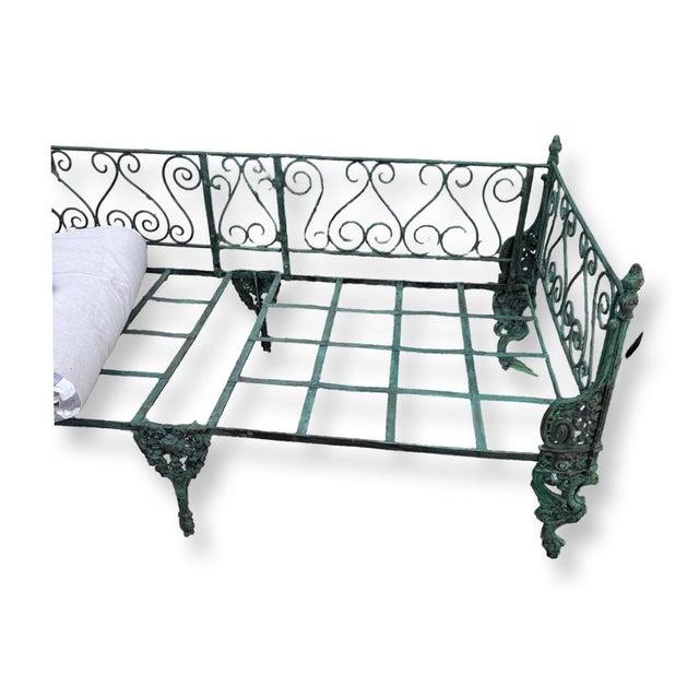 Mid 19th Century Antique Italian Iron Daybed 19 Century. For Sale - Image 5 of 7
