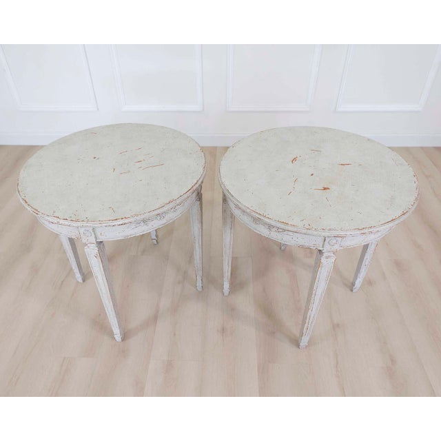 Pair of Swedish 20th Century Carved Round Tables For Sale In Atlanta - Image 6 of 10