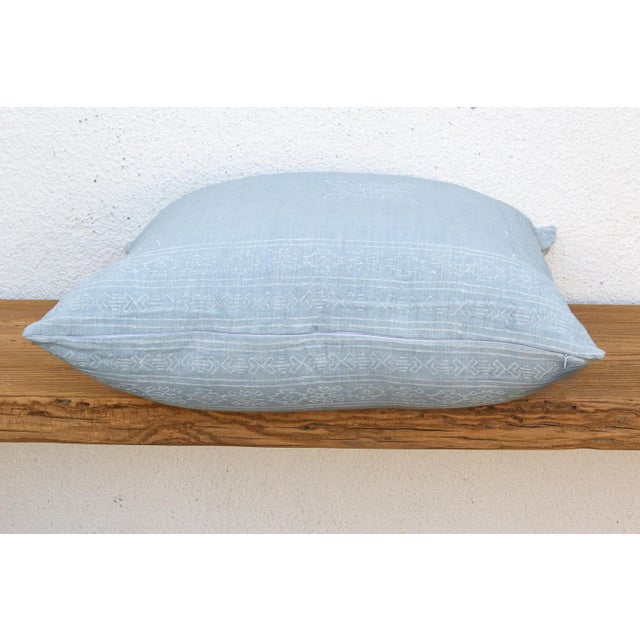Coastal Large 24" Powder Blue Jaipur Blockprint Linen Pillow Cover For Sale - Image 3 of 7