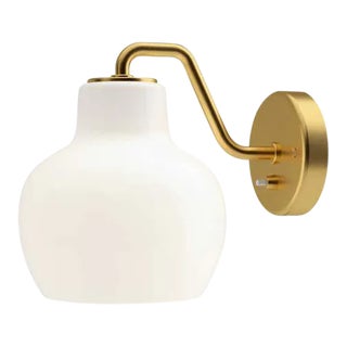 Vilhelm Lauritzen VL-1 Brass and Glass Wall Lamp for Louis Poulsen For Sale