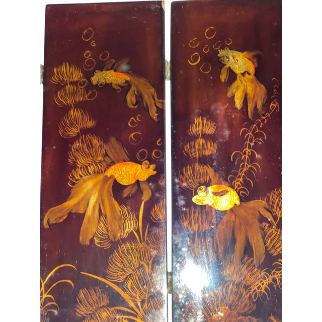 Chinoiserie 1920s Fab Chinese Chinoiserie Gold Koi Fish Table Screen For Sale - Image 3 of 9
