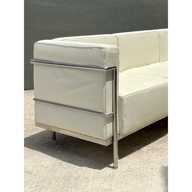 Le Corbusier Vintage Chrome Frame Sofa After Le Corbusier For Sale - Image 4 of 17