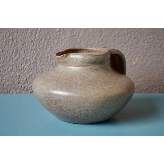 Painter and Ceramist, the artist Max Idlas leaves us a generous and colorful work. We appreciate its pieces with generous...