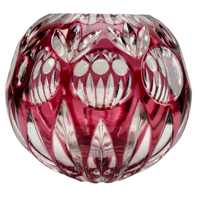 Boho Chic Bohemian Globe Vase in Ruby-Red Cut-to-Clear Collard Crystal with Geometric Decoration, 1950 For Sale - Image 3 of 9