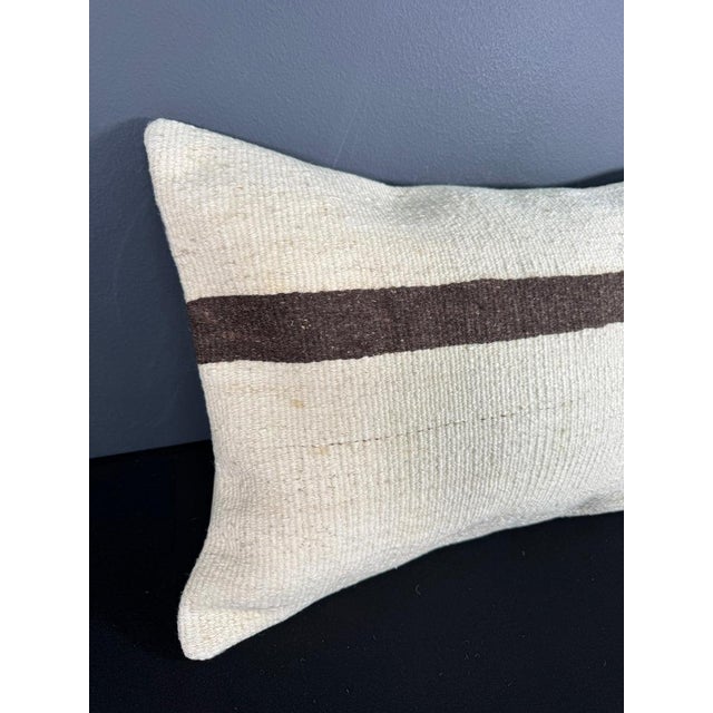 Contemporary Turkish Hemp Pillow Cushion Natural Beige Brown Pillow Cushion Cover 16" x 24" For Sale - Image 3 of 4