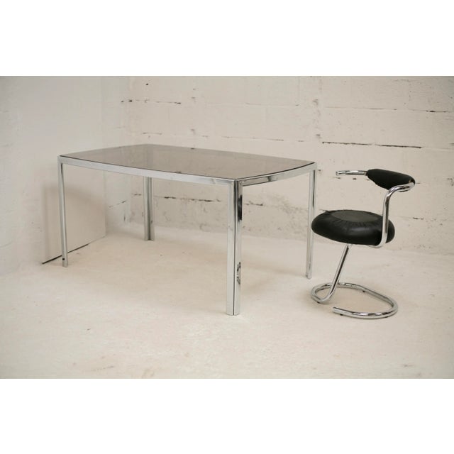 Table in Chromed Metal with Curved Smoked Glass Slab Top, France, 1970s For Sale - Image 6 of 18