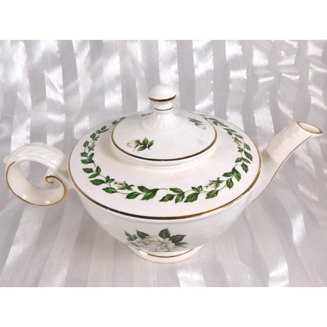 1950s Halls Teapot, Sugar Bowl and Creamer in Cameo Rose For Sale - Image 13 of 15