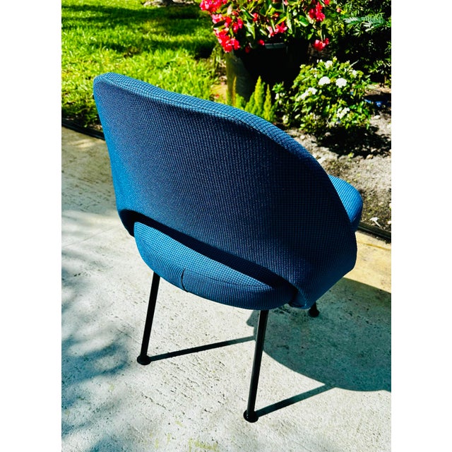 1960s 1960's Tweed Executive Chairs Attributed to Saarinen for Knoll- Set of Four For Sale - Image 5 of 10