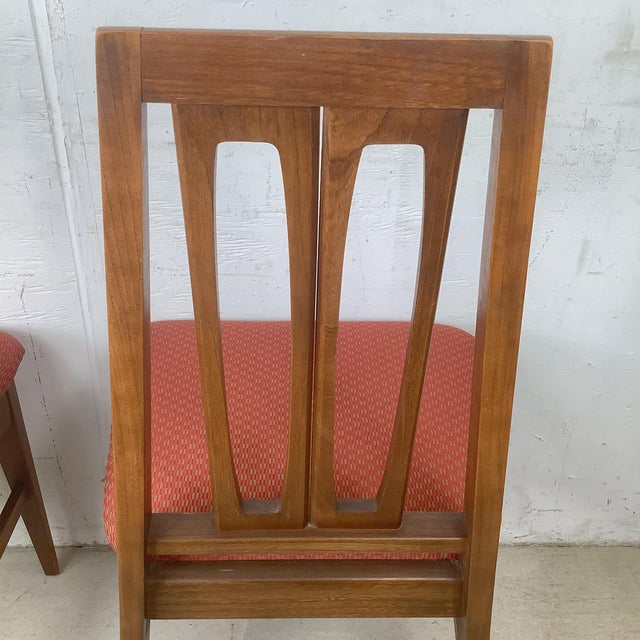 Wood 1960s Young Manufacturing Walnut High-Back Dining Chairs – Set of 6 For Sale - Image 7 of 18