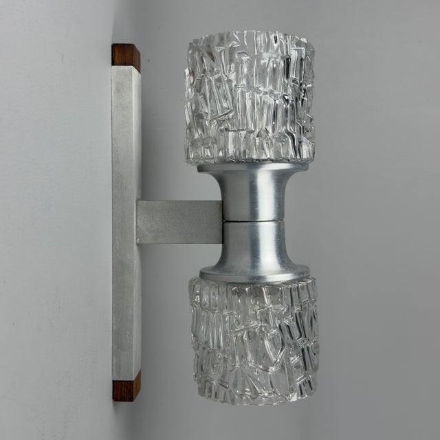 Wall Lamp in Aluminum and Crystal, 1970s For Sale - Image 10 of 18