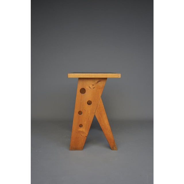 Small Mid-Century French Desk, 1950s For Sale - Image 4 of 17