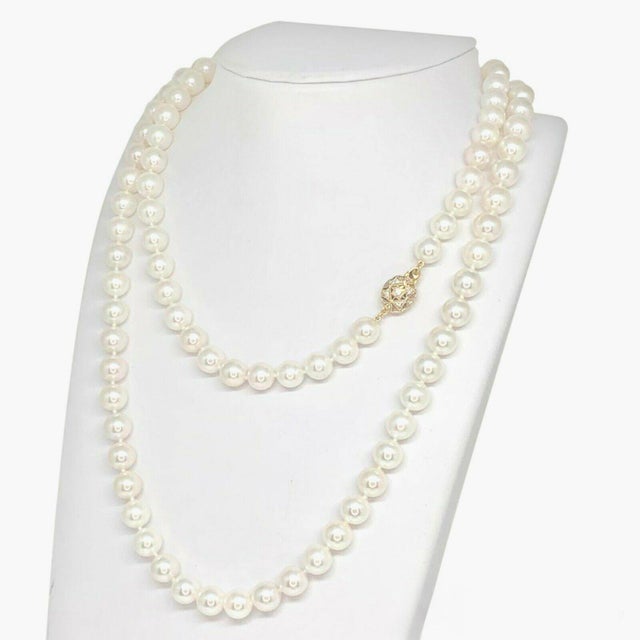 1990s Diamond Akoya Pearl Necklace 14k Gold 8.5 Mm 36 in Certified For Sale - Image 9 of 14