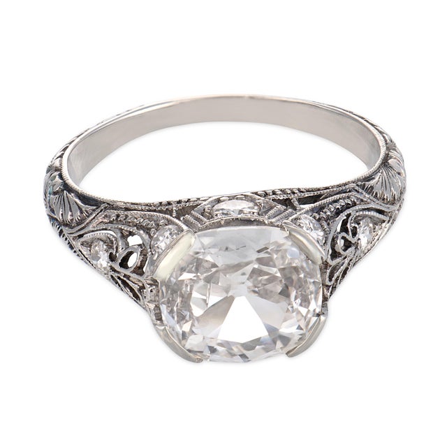 Art Deco 1930s Art Deco Gia 1.59 Carat Diamond Platinum Engagement Ring, Size 5.75 For Sale - Image 3 of 6