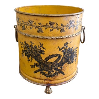 Italian Neoclassical Tole Yellow Cachepot Planter Vase With Lion Heads For Sale