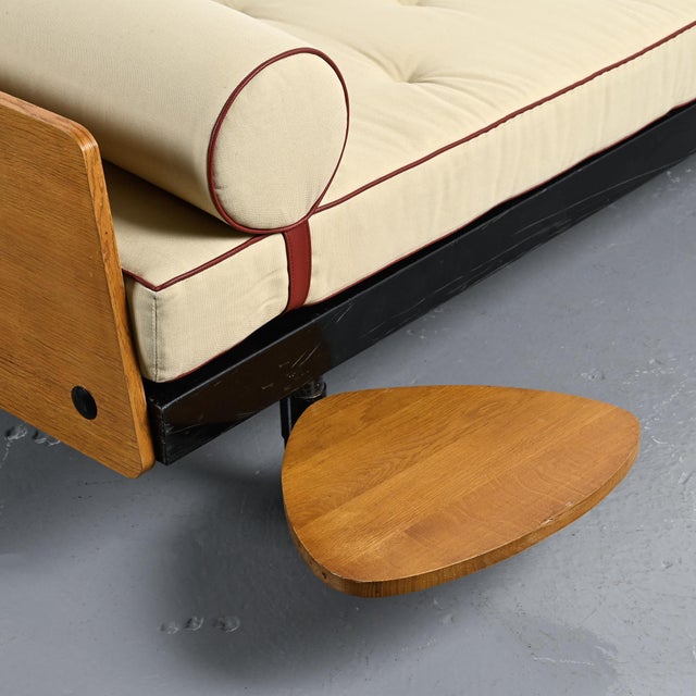 Metal Scal Bed by Jean Prouvé for Steph Simon, 1960s For Sale - Image 7 of 18