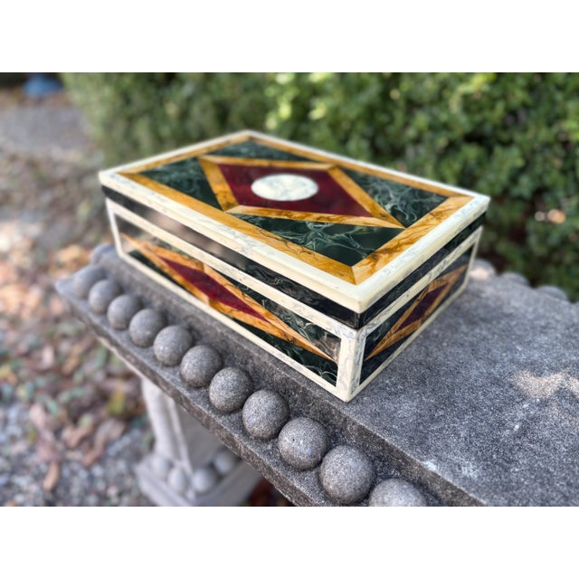 1980s Italian Faux Marble Lacquered Box For Sale In Houston - Image 6 of 10