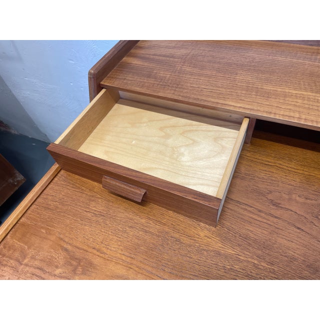 Danish Teak Desk by Arne Wahl Iversen for Vinde Möbelfabrik, 1960 For Sale - Image 12 of 18