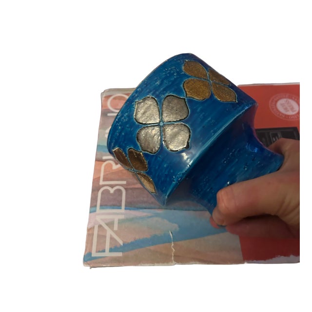 Two Aldo Londi Vases in Rimini Blue With Mettalic Clovers For Sale - Image 10 of 11