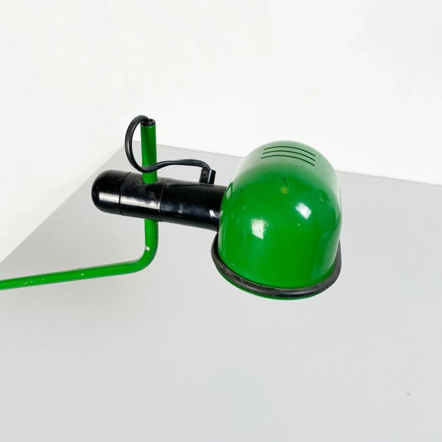 Mid-Century Italian Modern Green Metal Clamp-on Table Lamp, 1980s For Sale - Image 4 of 10