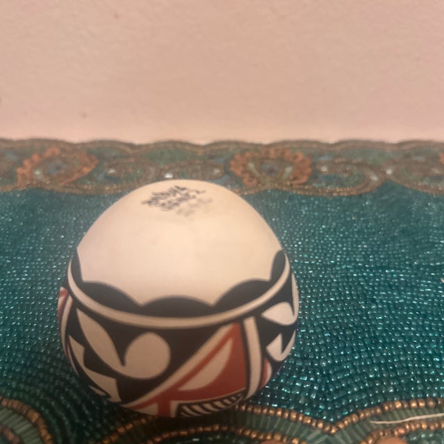1970s Vintage Miniature Acoma Pueblo Polychrome Pottery Seed Jar For Sale - Image 5 of 6