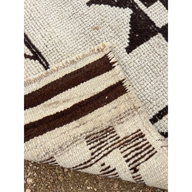 1950s Vintage 1950s Kurdish, Tribal Organic Wool Geometric Pattern, Runner Rug For Sale - Image 5 of 7