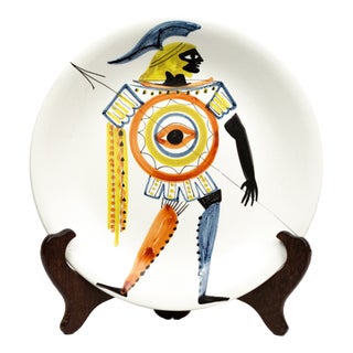 Hand-Painted Glazed Earthenware Plate with Eye-Shield Hoplite by Roger Capron for Vallauris, 1955-1960 For Sale