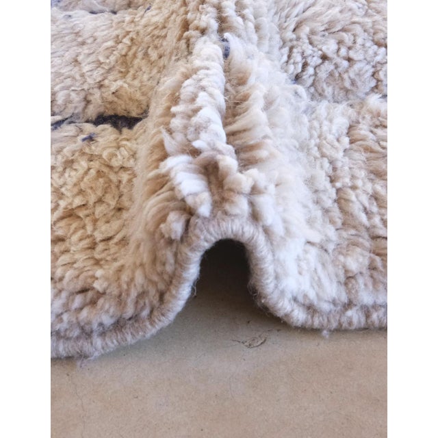 2020s Beige Moroccan Accent Rug - 4.3 X 3 Ft For Sale - Image 5 of 8