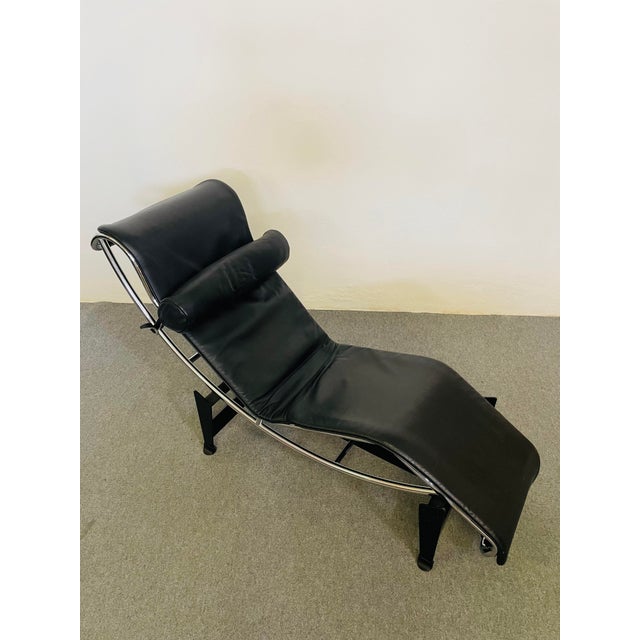 The lc4 chaise lounge is a bauhaus classic and is included in the permanent collection of the museum of modern art in new...