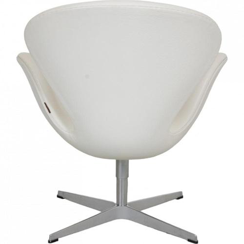 Swan Chair in White Leather by Arne Jacobsen, 2012 For Sale - Image 3 of 17