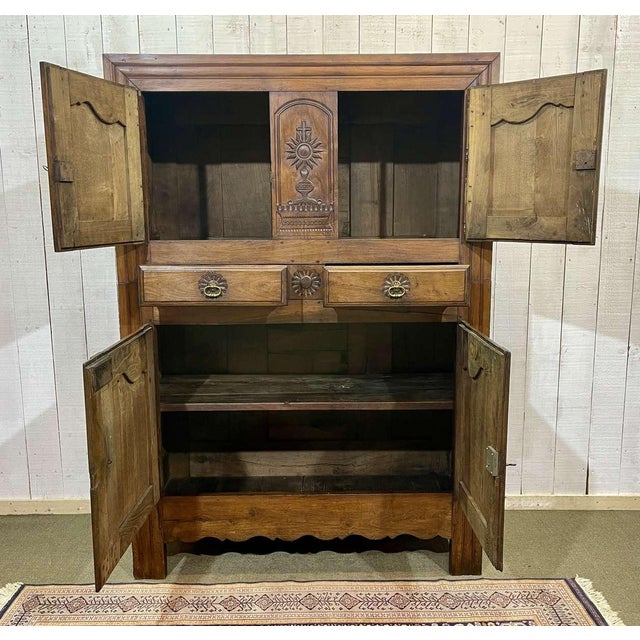 Breton 4-Door Sideboard in Chestnut, 19th Century For Sale - Image 4 of 17