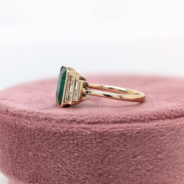 Metal 3Ct Emerald Ring With Earth Mined Diamonds: Solid 14k Gold, Emerald Cut 10x8mm, Size 6.75 For Sale - Image 7 of 8