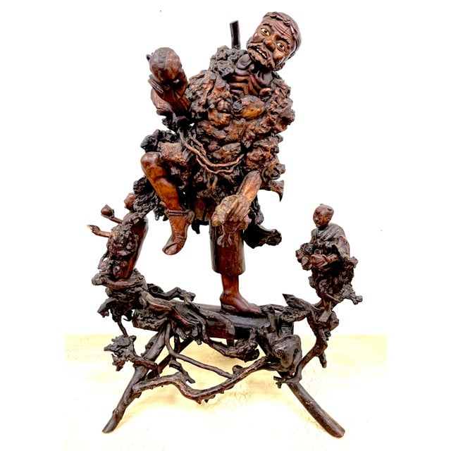 Monumental Chinese Rootwood (Burl) Daoist Sage with Attendants, Late Qing For Sale - Image 11 of 18