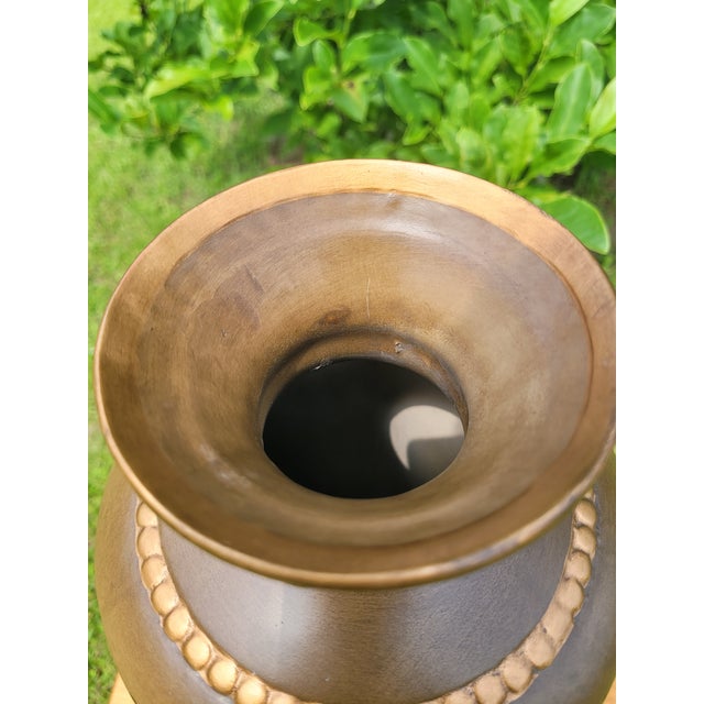 Late 20th Century Hand-Painted Chinoiserie Bird & Blossom Trophy Urn Vase For Sale - Image 4 of 11