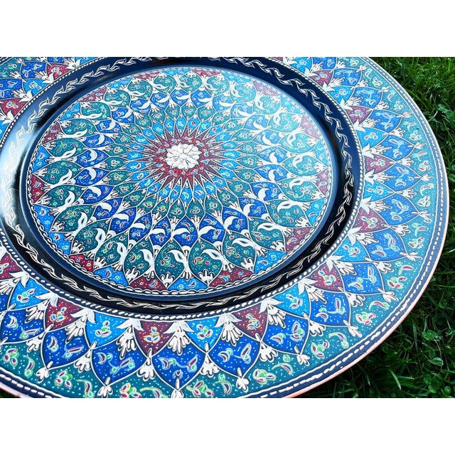 Elegant hand carved wall plate tray made by copper. Stylish design for wall. Great for displaying your unique decoration....