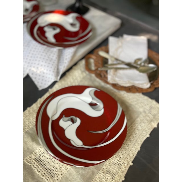 Ceramic 1970s Fitz and Floyd Calla Lily Plates - Set of 5 For Sale - Image 7 of 12