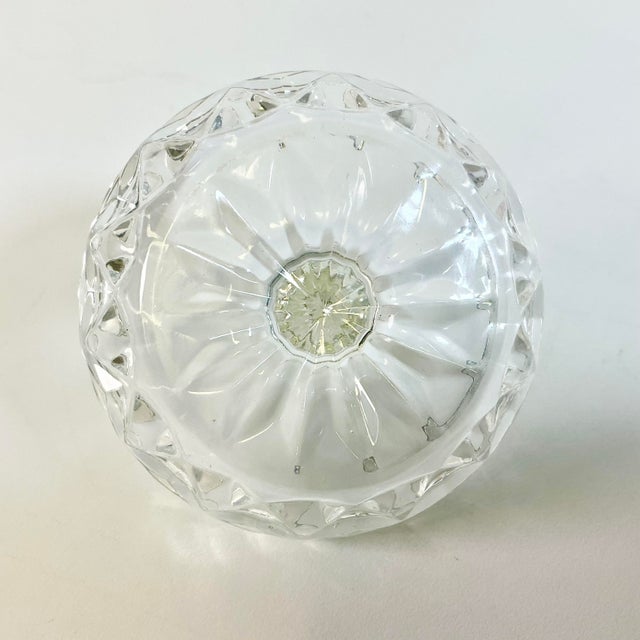 Glass 1970s Vintage Hollywood Regency Chippendale Cut Crystal Ring Holder, Starbust Design For Sale - Image 7 of 7