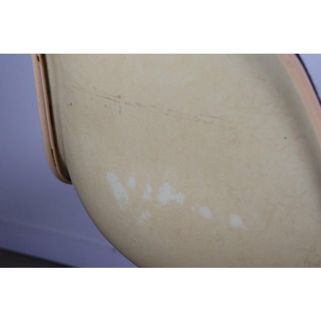 Adjustable Swivel Chair in Fiberglass by Charles and Ray Eames for Herman Miller, 1960s For Sale - Image 10 of 16